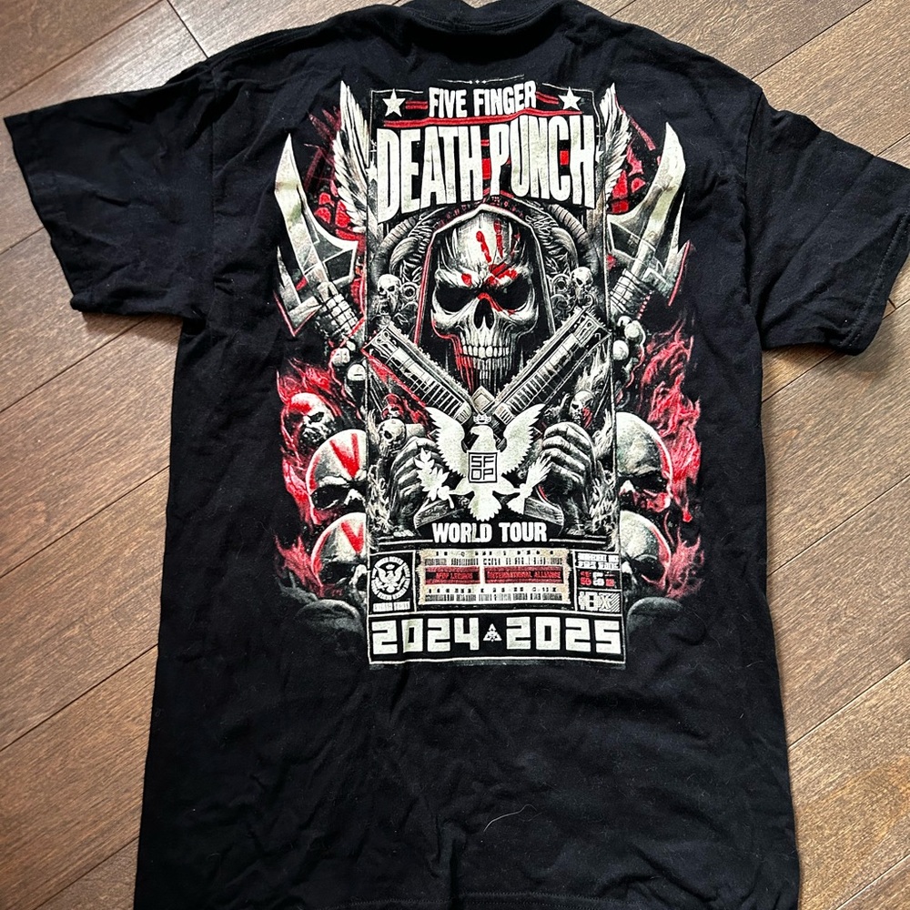 Five finger death punch 2024/2025 tour tee‎ size medium